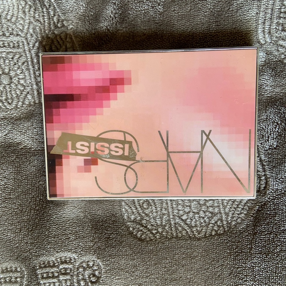 NARS cheek palette (full size)